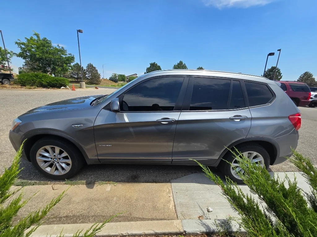 Used 2017 Space Gray Metallic BMW xDrive28i image 12