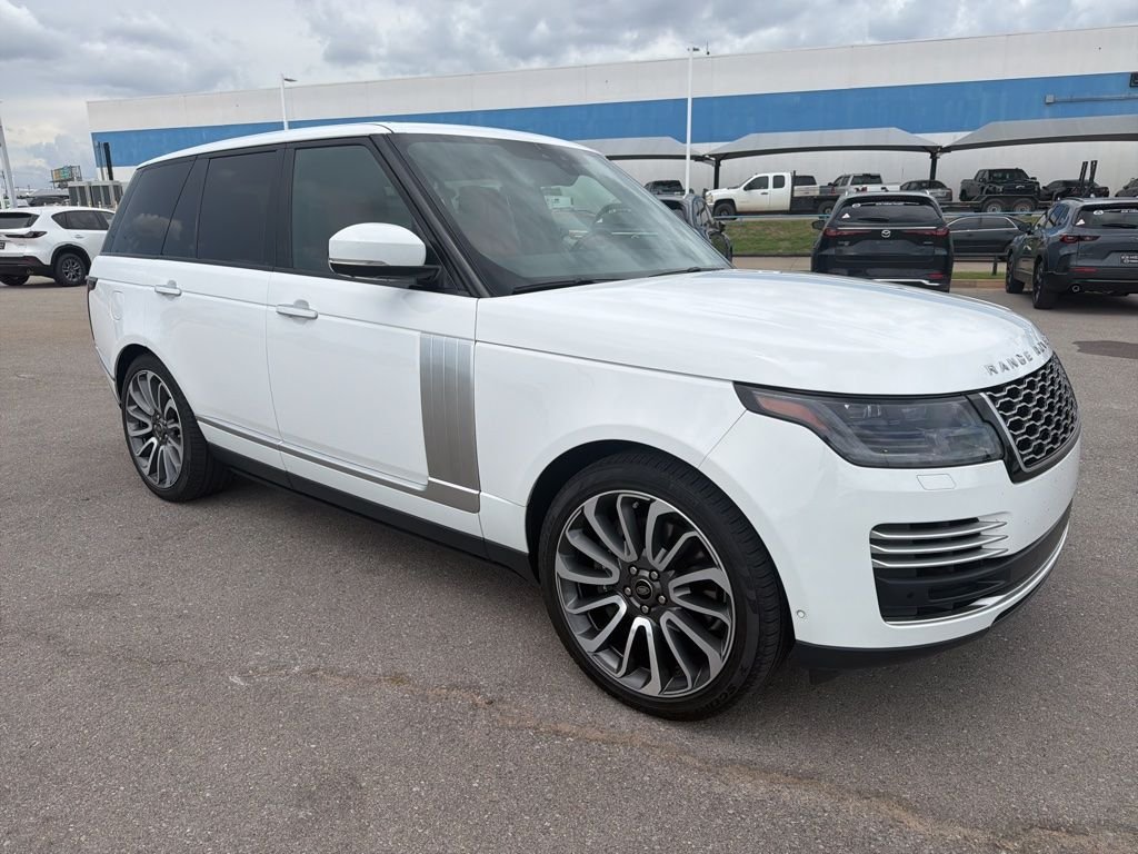 Used 2022  Land Rover Autobiography image 4
