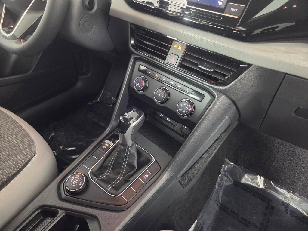 2022 Volkswagen Taos S - Photo 32