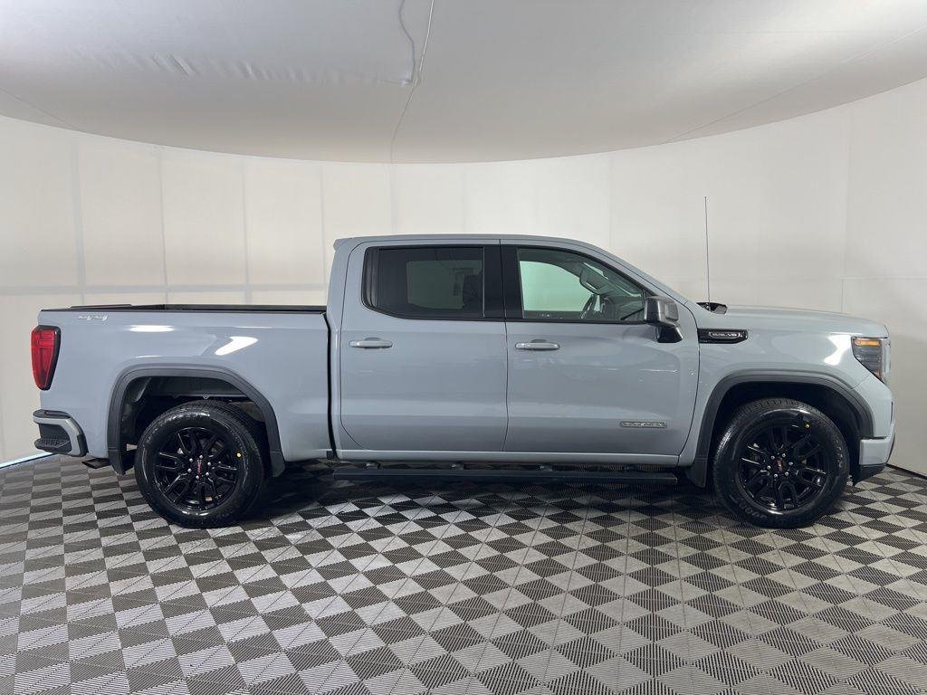Used 2024 Gray GMC Elevation image 24
