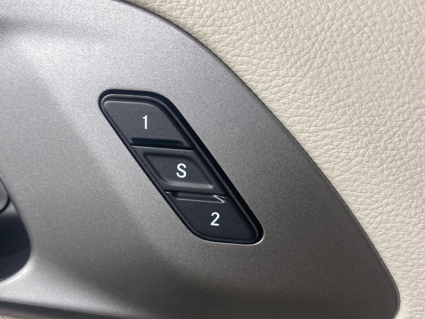 Used 2021 Ceramic Gray Clearcoat Chrysler Touring L AWD image 21