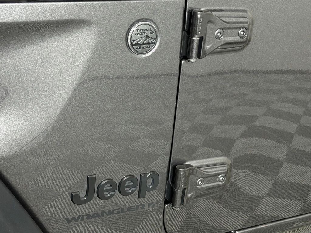 Used 2024 Gray Jeep Sport S image 12