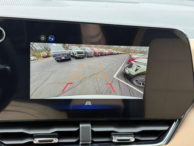 New 2026 Polar White Tricoat Chevrolet ACTIV image 17
