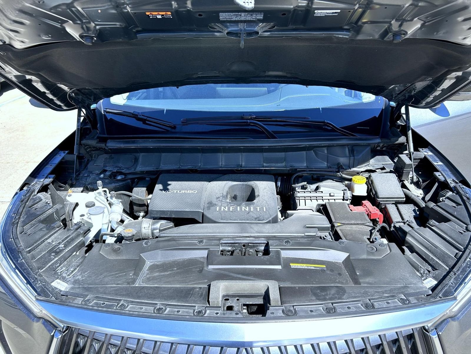 Used 2026 Gray INFINITI LUXE image 26