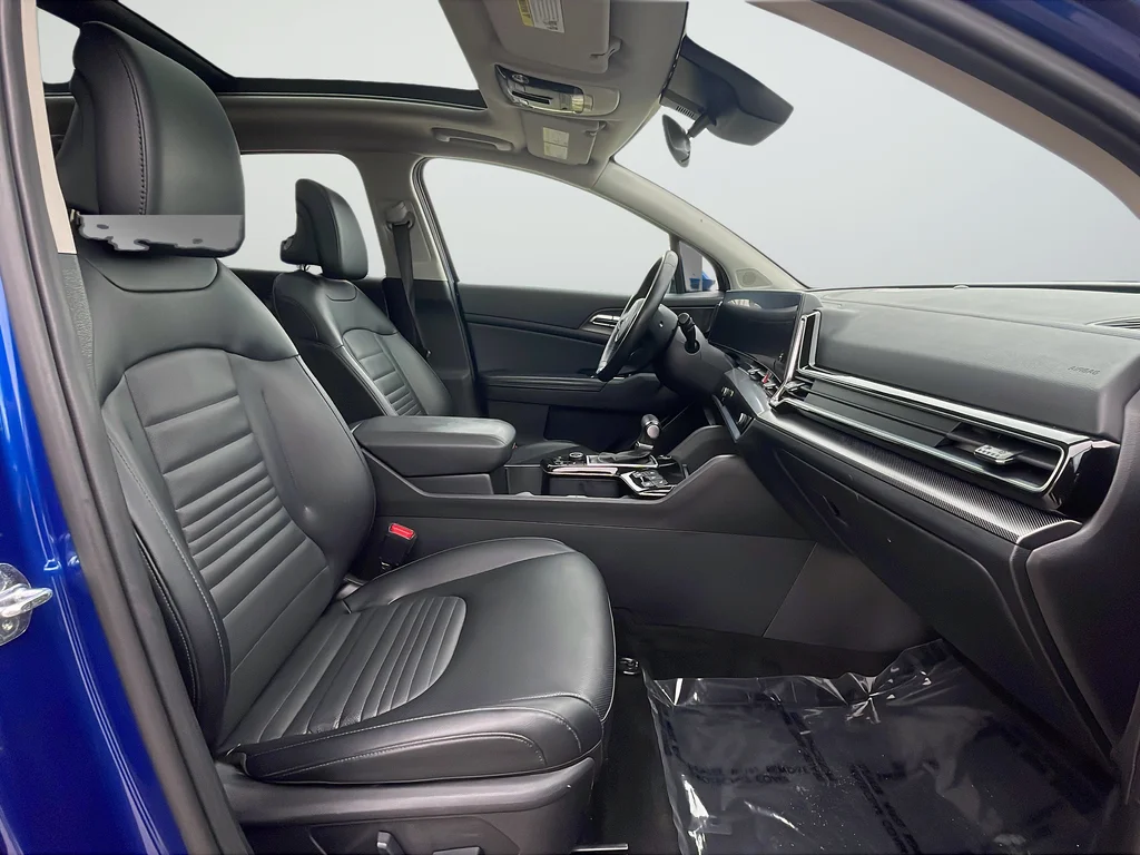 Used 2024 Blue Kia SX-Prestige image 26