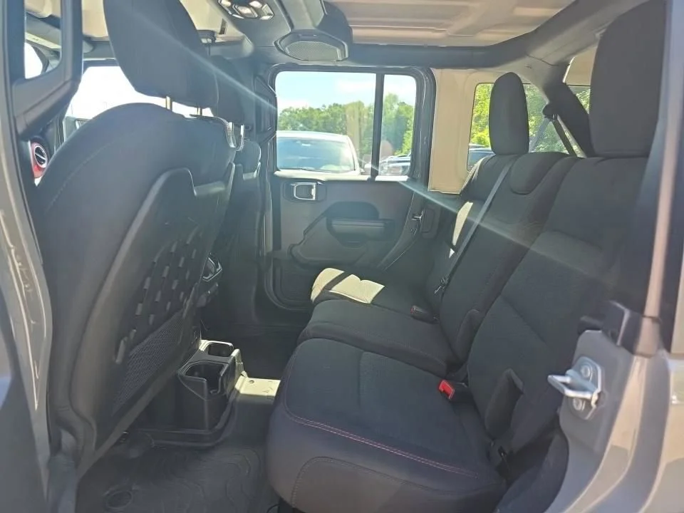 Used 2022 Gray Jeep Unlimited Rubicon image 12