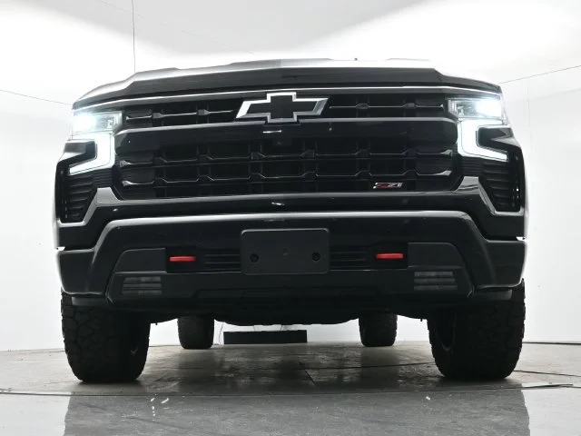Used 2022 BLACK Chevrolet LT Trail Boss image 25