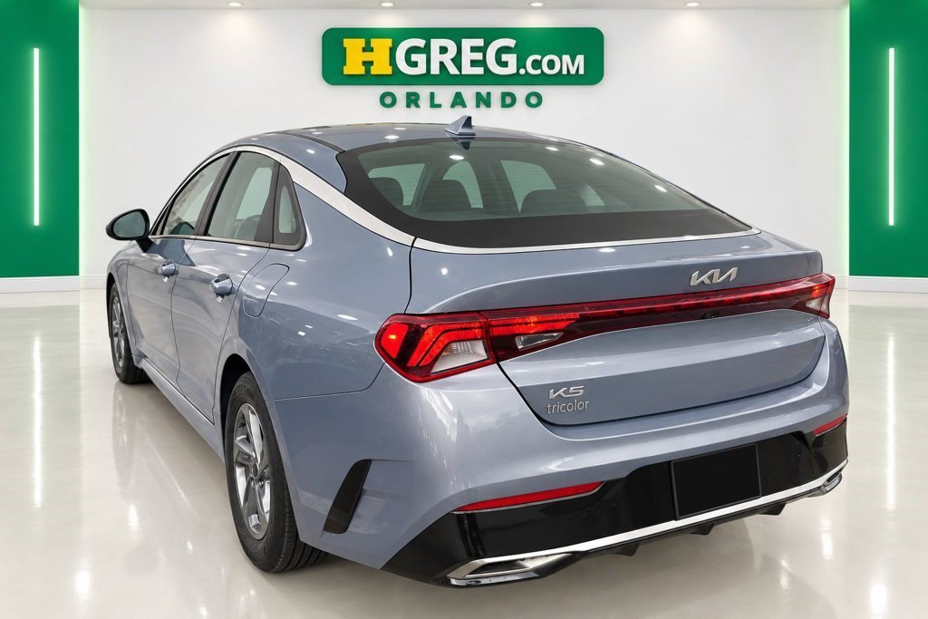 Used 2023 Everlasting Silver Kia LXS image 2