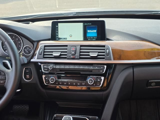 Used 2017 Black BMW xDrive image 3
