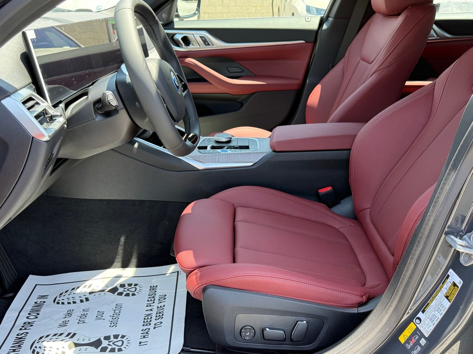 2026 BMW i4 40 - Photo 21
