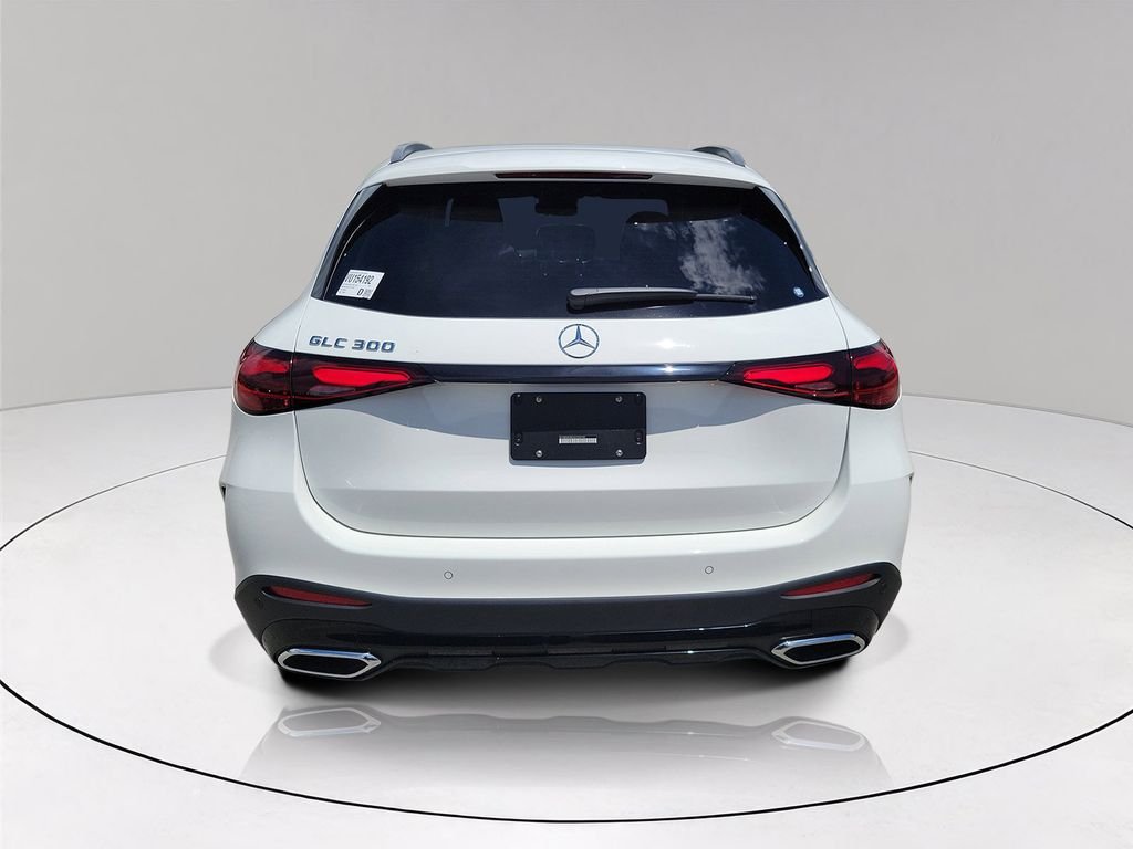New 2027 Polar White Mercedes-Benz GLC 300 image 5