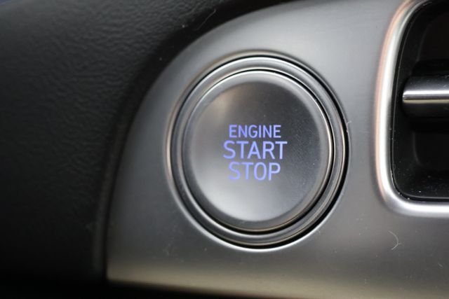 Used 2024 Silver Hyundai Calligraphy image 17