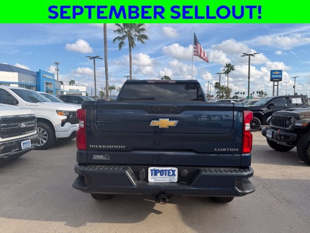 Used 2022 NORTHSKY BLUE METALLIC Chevrolet Custom image 5