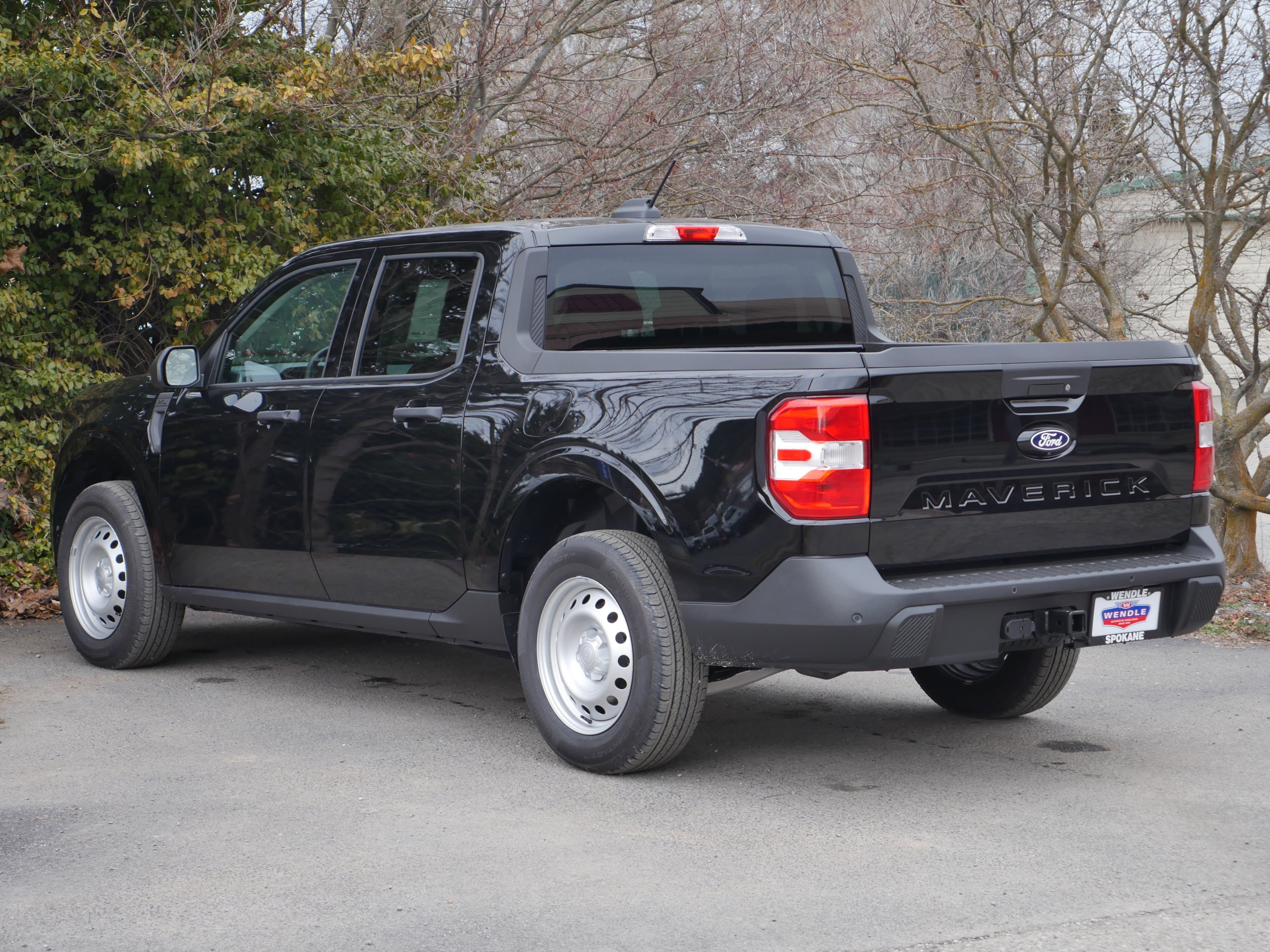 New 2026 Shadow Black Ford XL image 17
