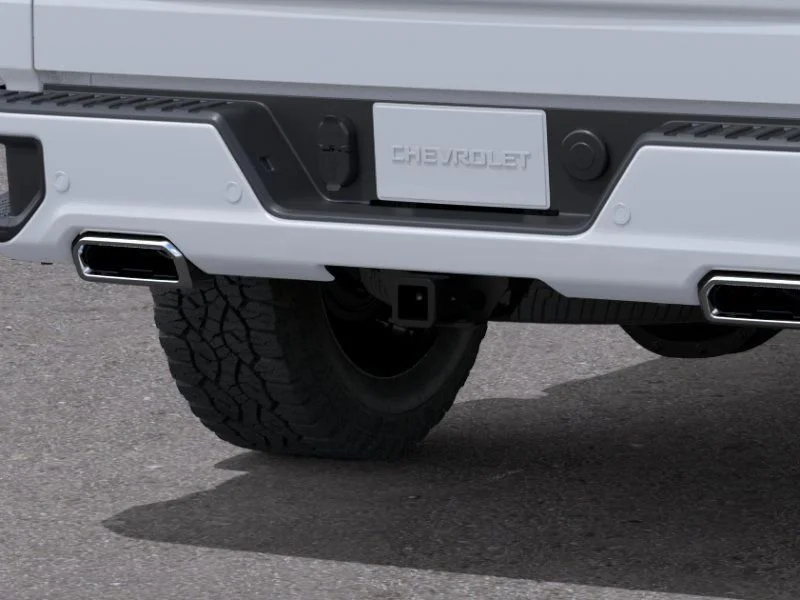 New 2026 Summit White Chevrolet RST image 22