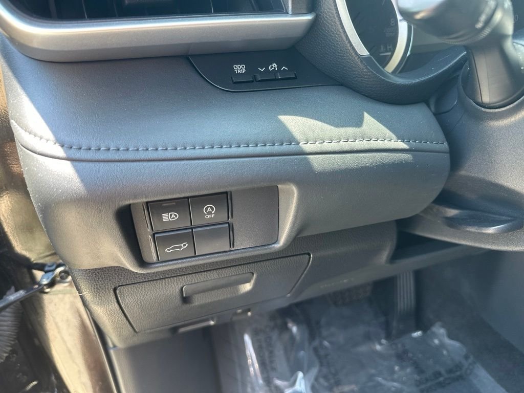 Used 2023 Black Toyota XLE image 11