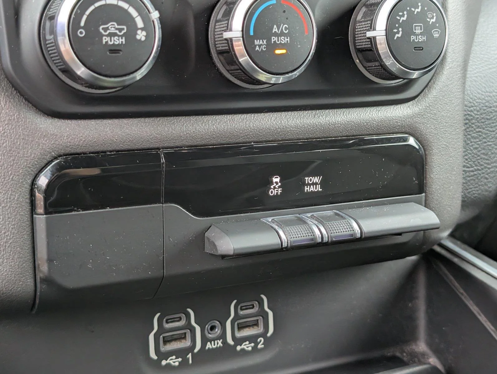 Used 2020 Patriot Blue Pearlcoat Ram Big Horn image 20