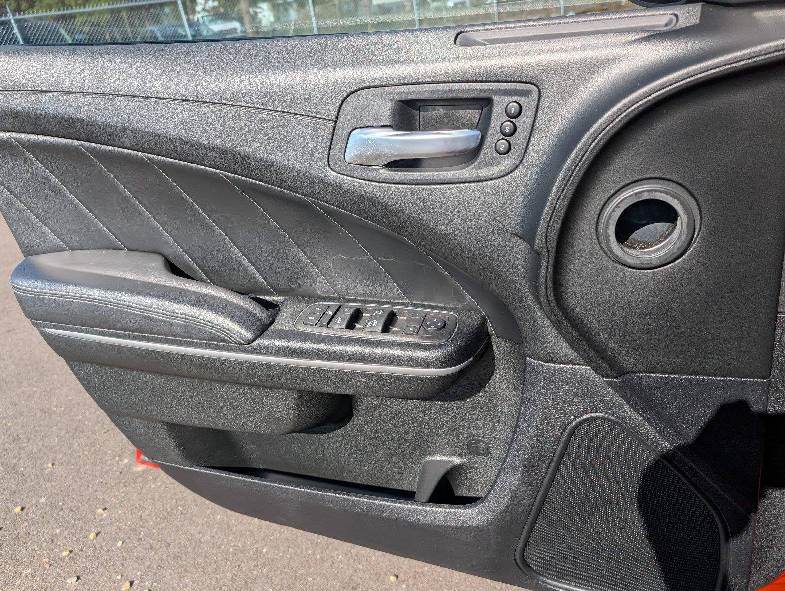 Used 2023 Go Mango Dodge Scat Pack image 18