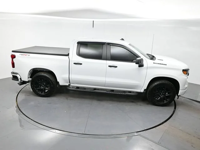 Used 2025 Summit White Chevrolet Custom image 37