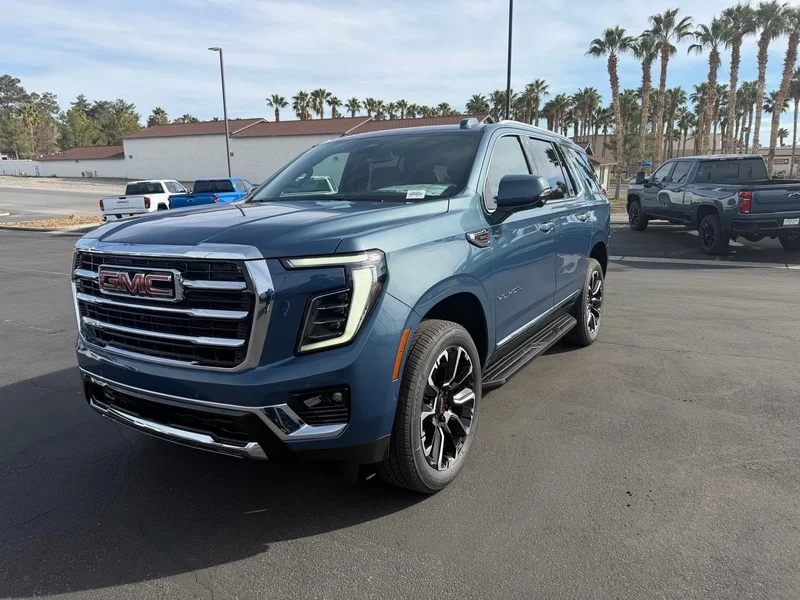 New 2026 Downpour Metallic GMC Elevation image 7