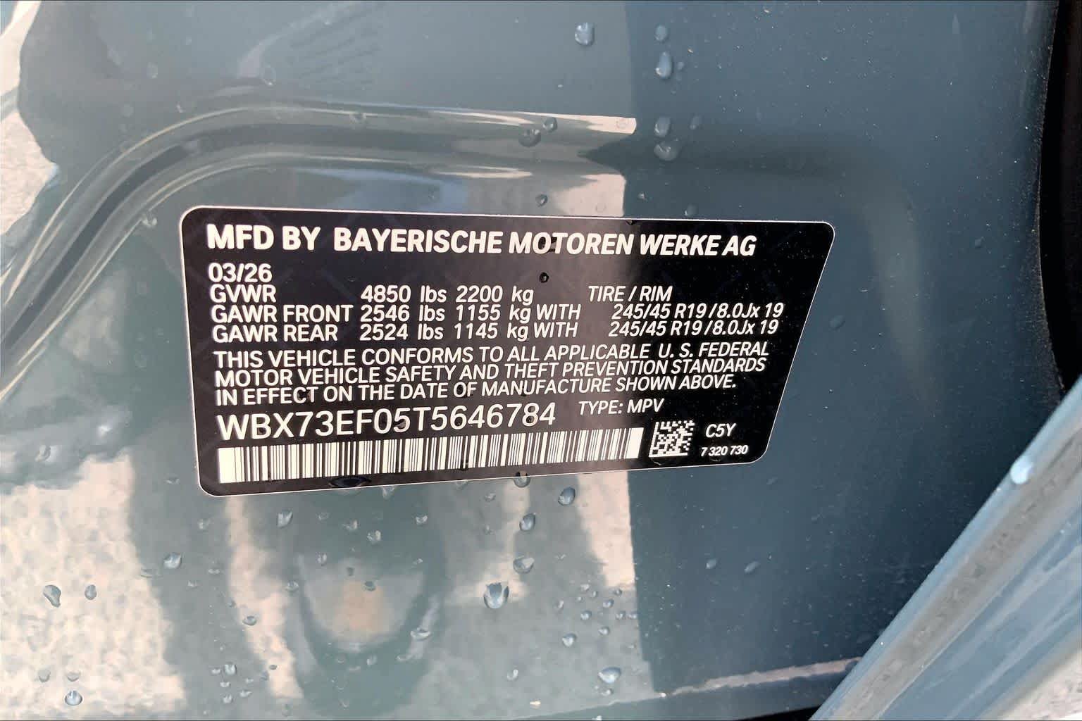 New 2026 Cape York Green Metallic BMW xDrive28i image 18