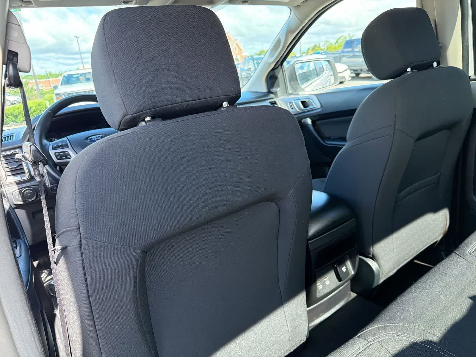 Certified Used 2020 Oxford White Ford XLT image 19