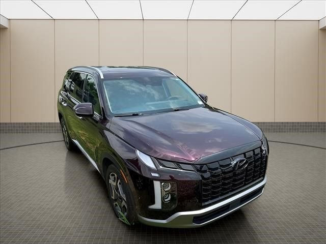 Used 2023 Red Hyundai Limited image 9