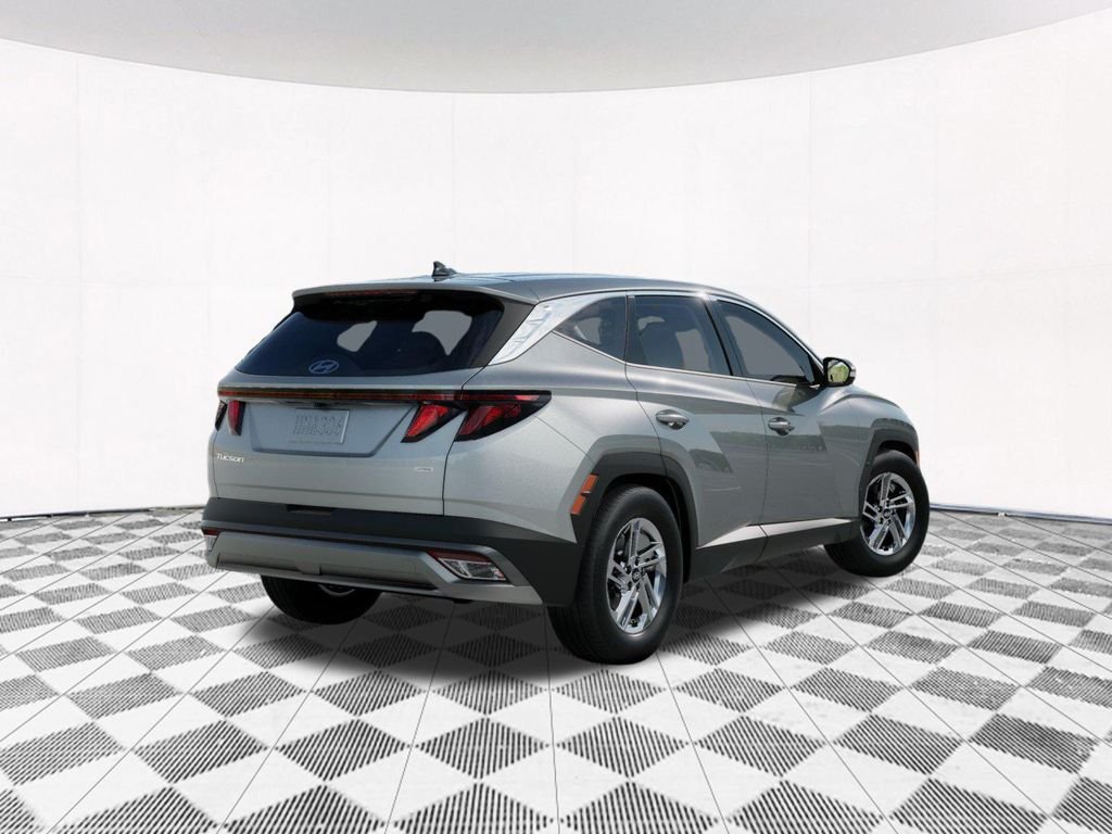 2026 Hyundai Tucson SE photo 3