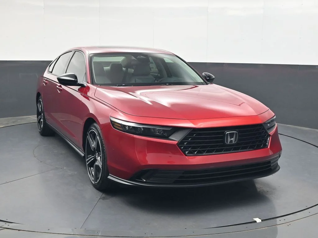 New 2026 Radiant Red Metallic Honda SE image 2
