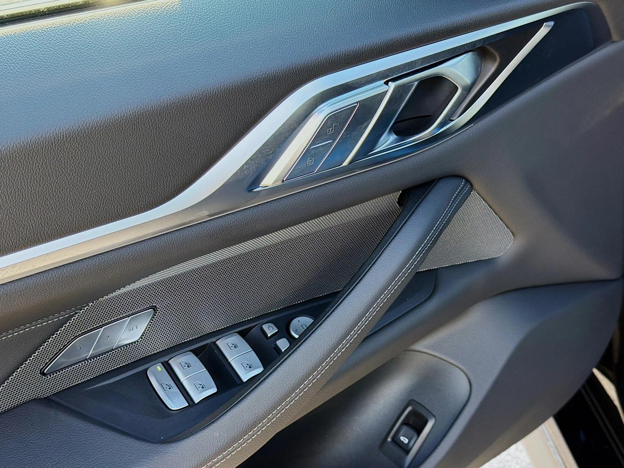 New 2026 Black Sapphire Metallic BMW M440i image 22