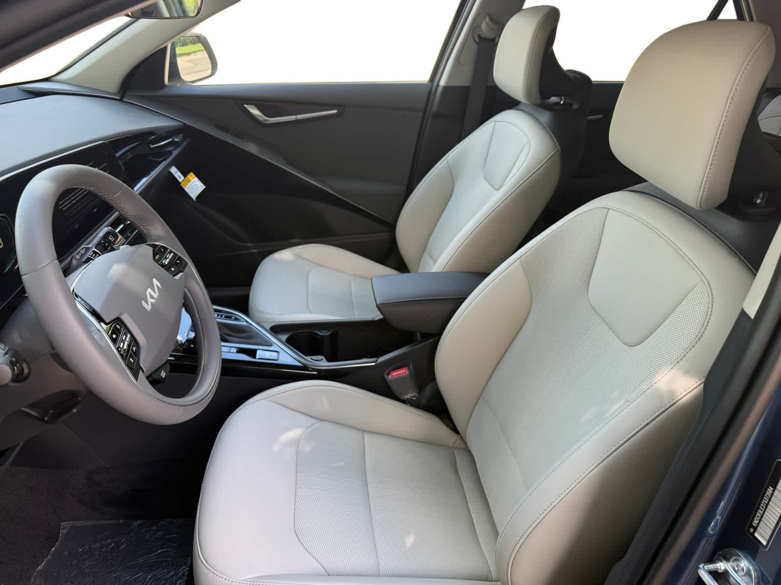 New 2026 Mineral Blue Kia EX image 11
