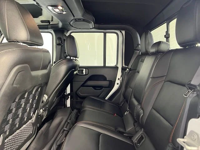 Used 2023 White Jeep Mojave image 14