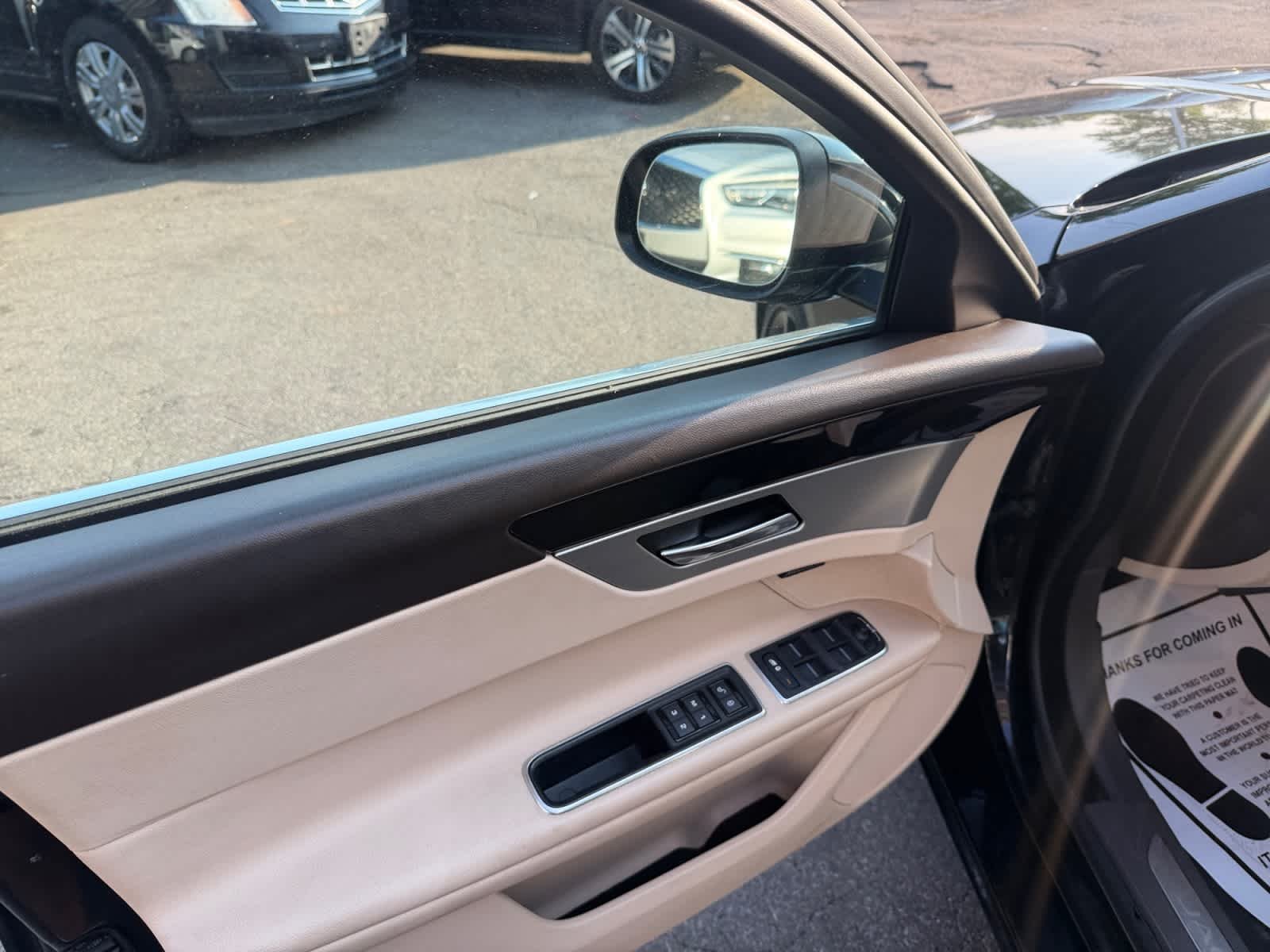 Used 2017 Ebony Jaguar 20d Premium image 13