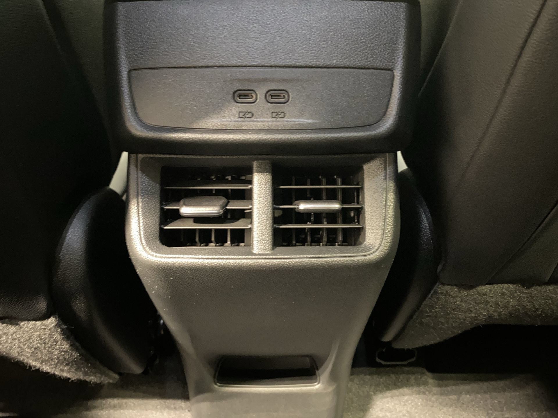 2027 Chevrolet Equinox LT - Photo 20