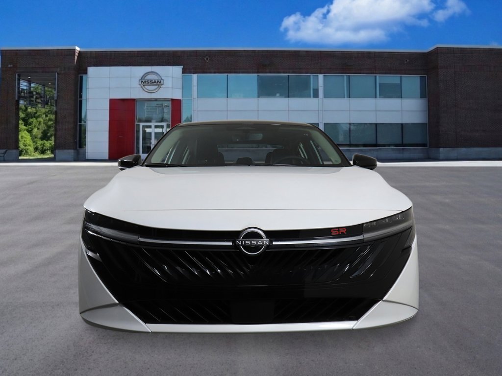 New 2026 Aspen White Tricoat/Super Black Nissan SR image 8