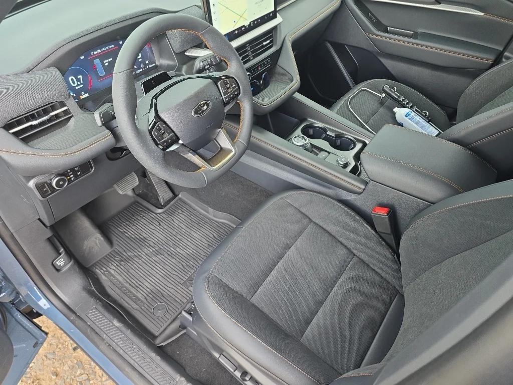 New 2026 Vapor Blue Metallic Ford Tremor® image 9