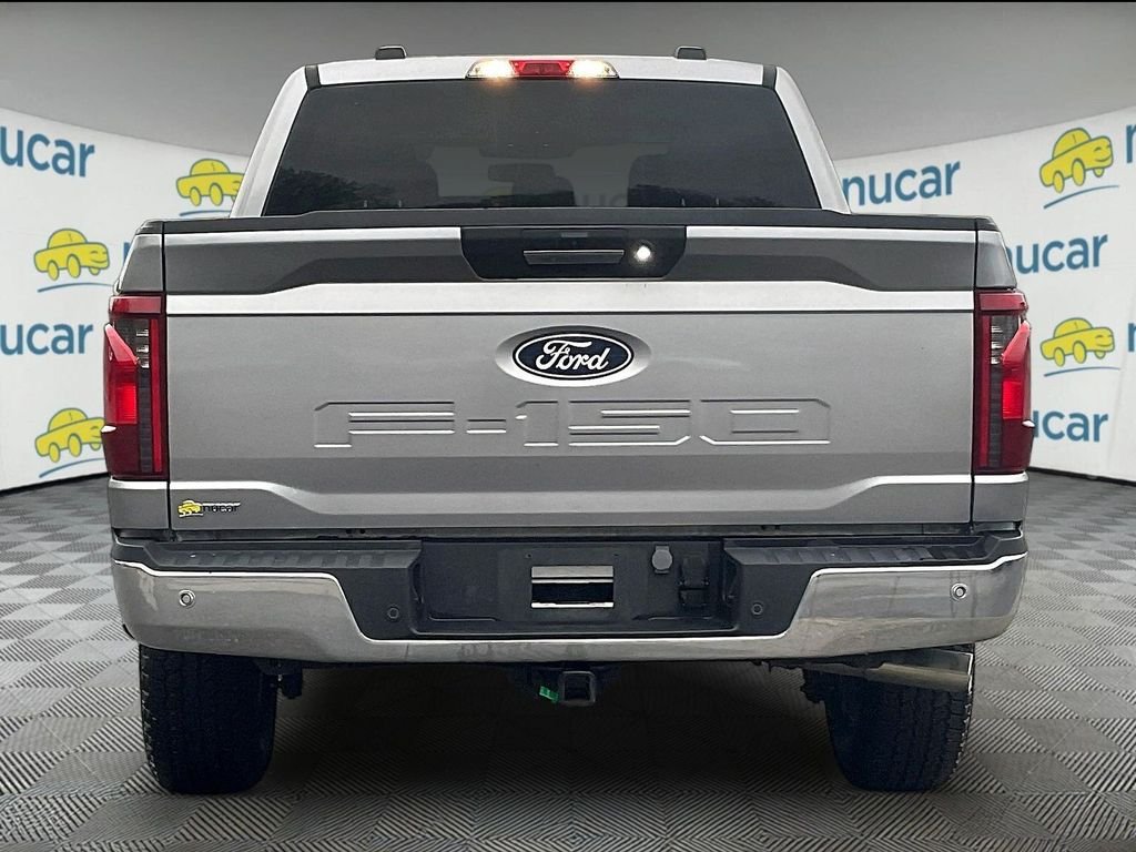 Used 2024 Silver Ford XLT image 5
