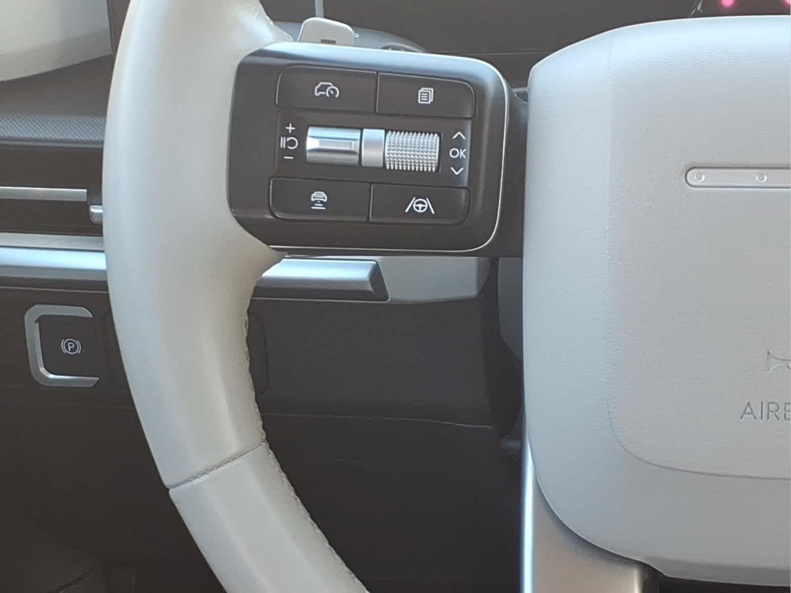 Used 2026 Hampton Gray Hyundai SEL image 22