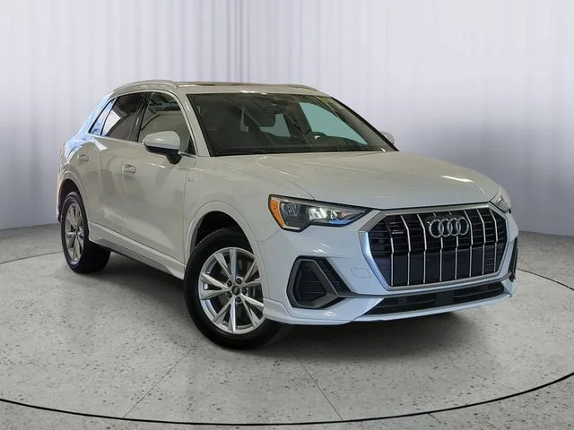 2021 Audi Q3 45 TFSI S Line Premium quattro's photo