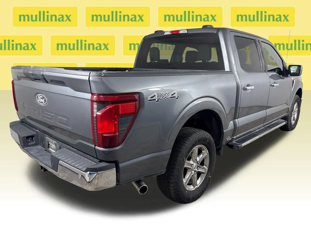 Certified Used 2025 Gray Ford XLT image 7