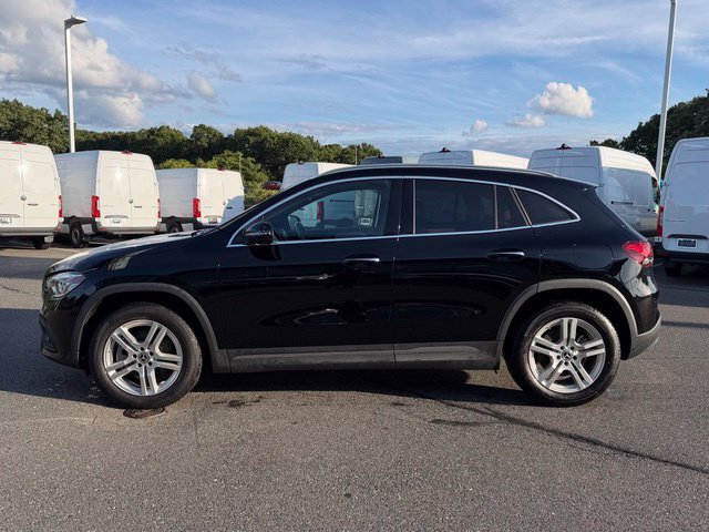 Used 2023  Mercedes-Benz GLA 250 image 4