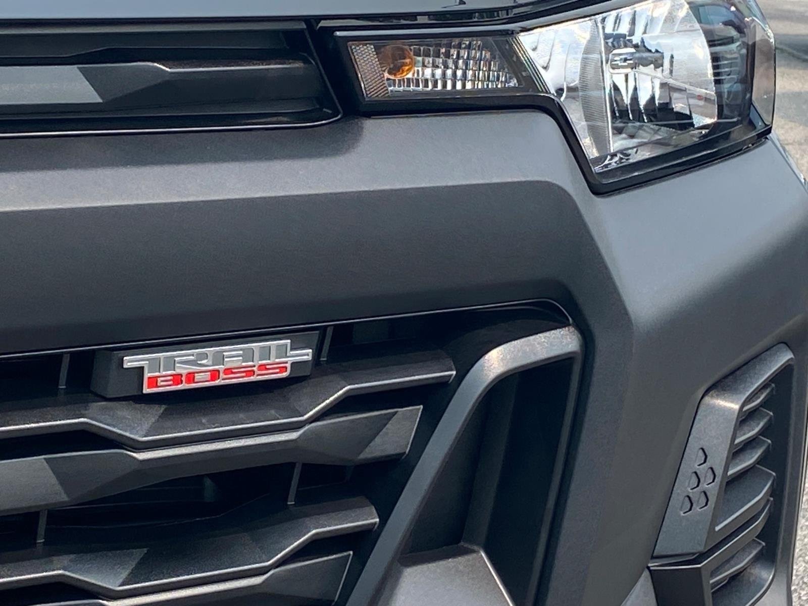 2026 Chevrolet Colorado Trail Boss - Photo 10