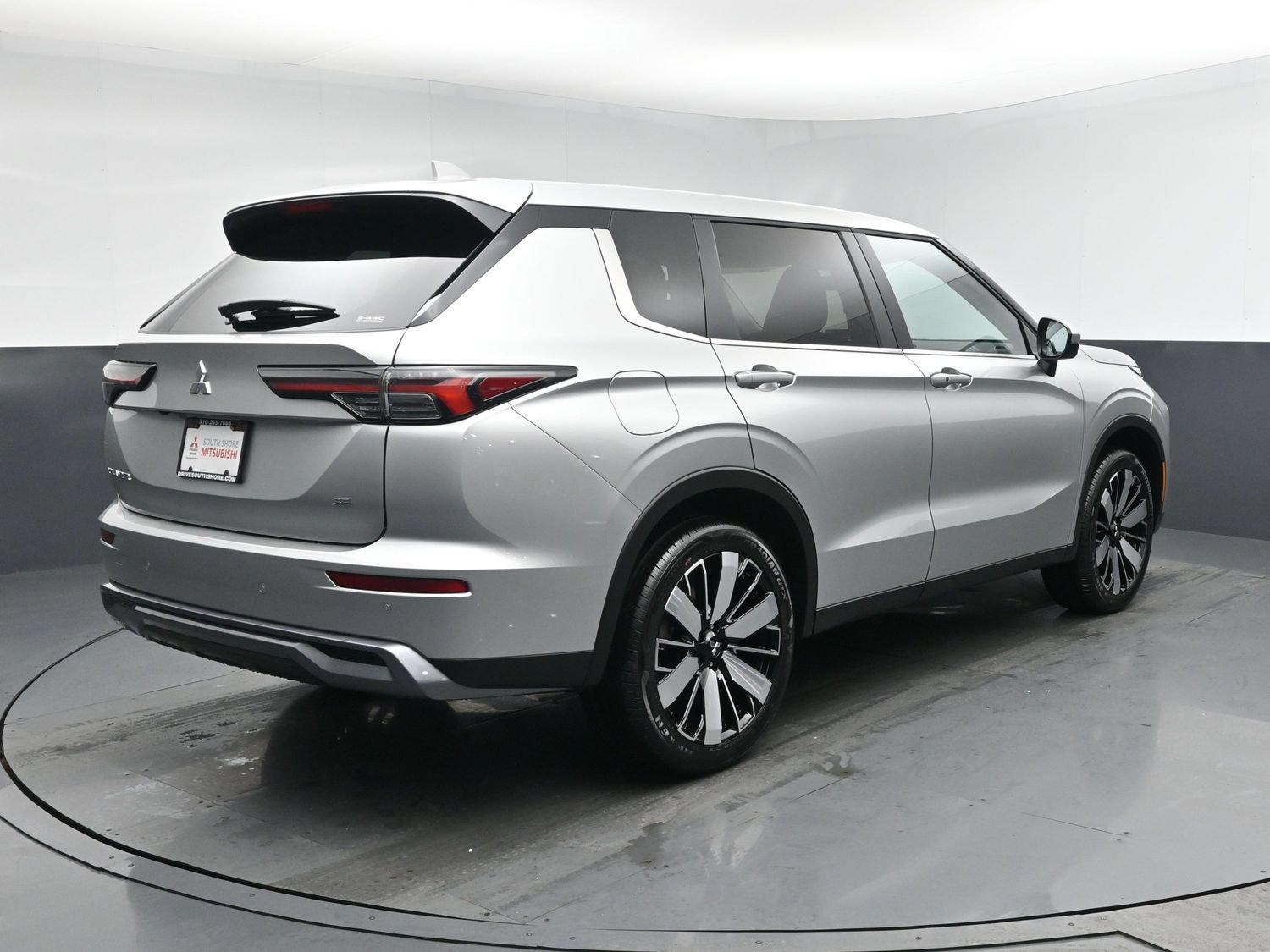 New 2026 Gray Mitsubishi SE 1.5T S-AWC image 23