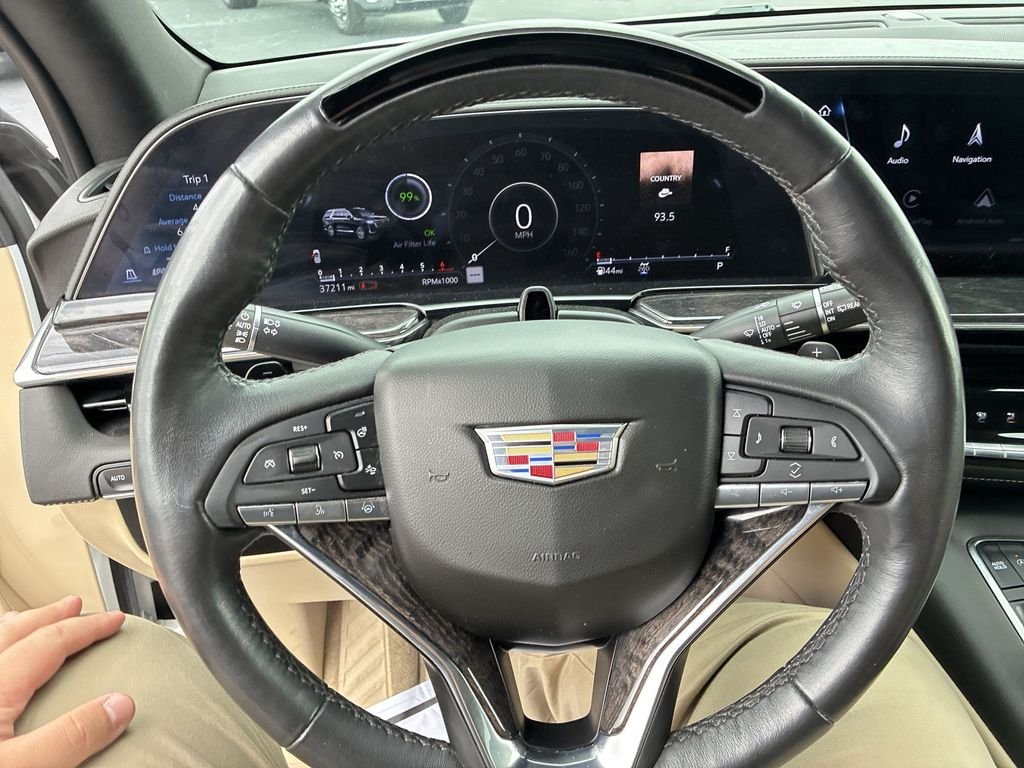 Used 2023 White Cadillac Premium Luxury image 14