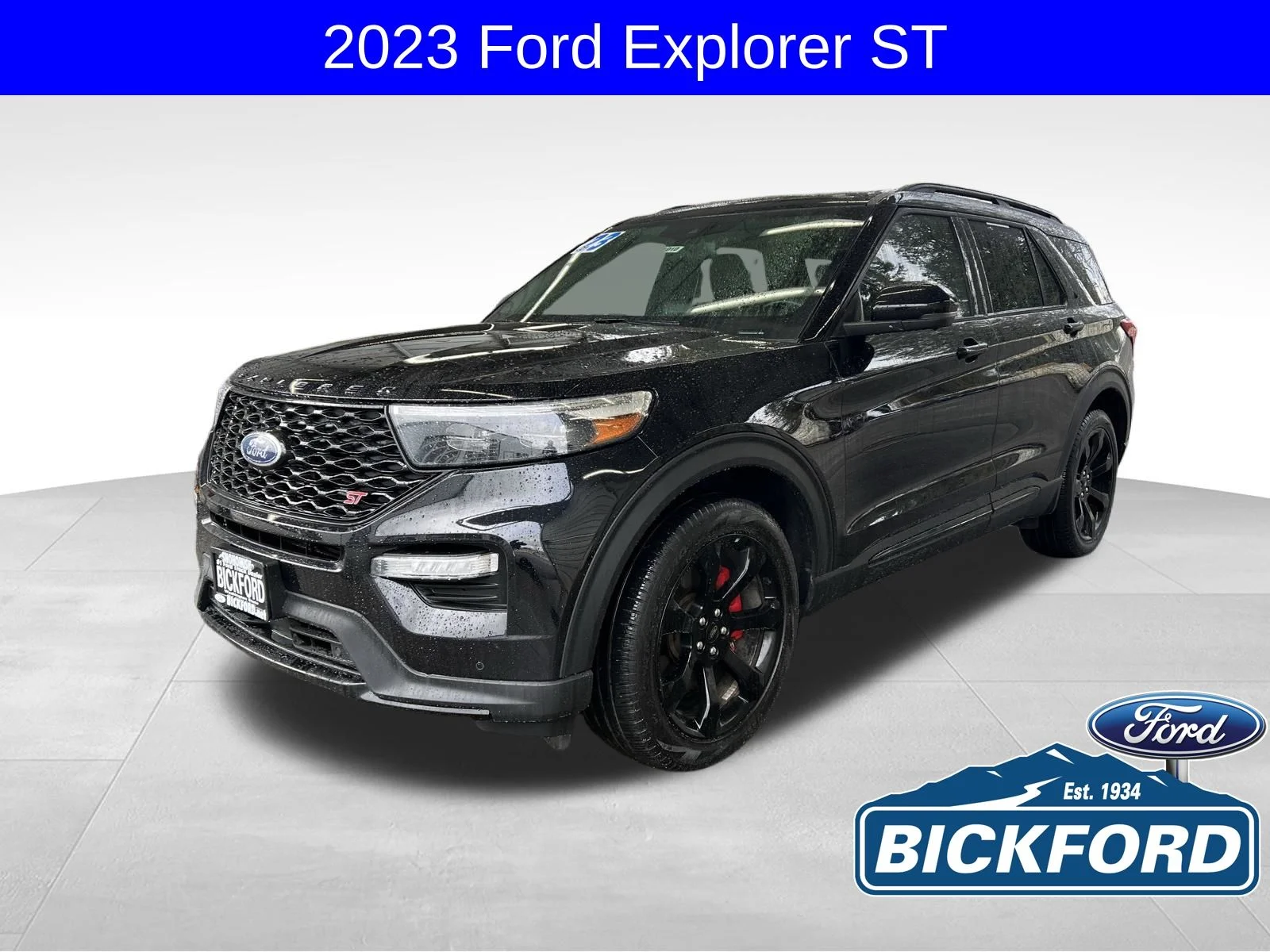 2023 Ford Explorer ST 4WD's photo