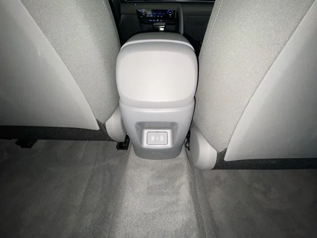Used 2026 Gray Hyundai SEL Sport image 27