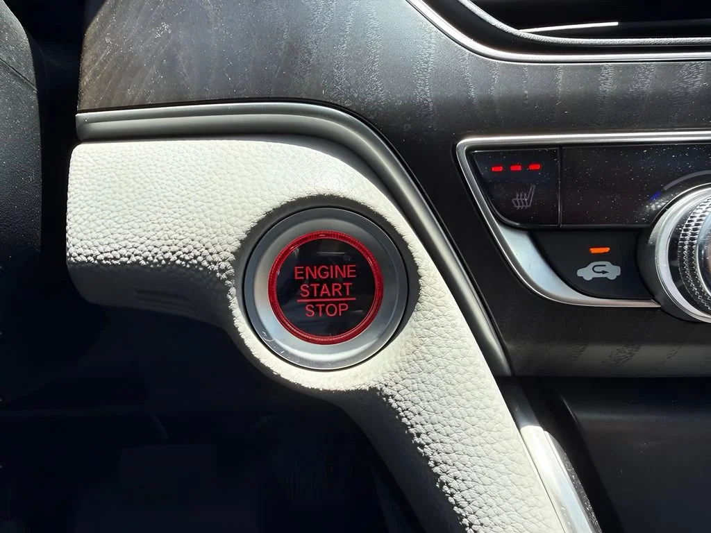 Used 2020  Honda EX-L image 33