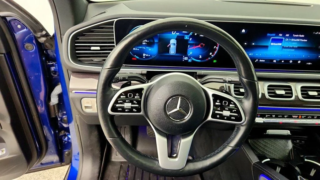 Used 2020 Brilliant Blue Metallic Mercedes-Benz GLE 350 4MATIC® SUV w/ Burmester Audio & Premium Pkg image 12