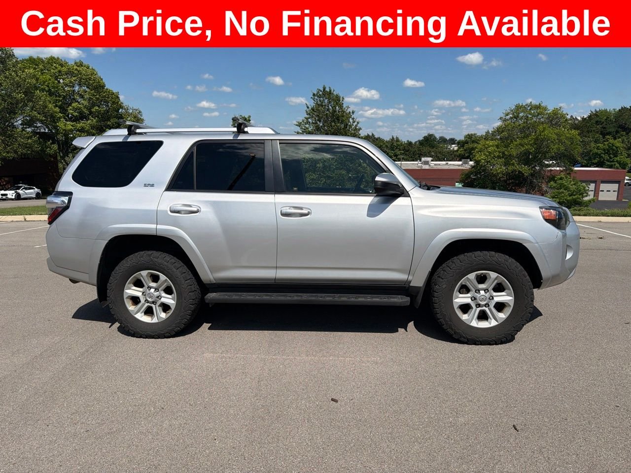 Used 2016 Silver Toyota SR5 image 3