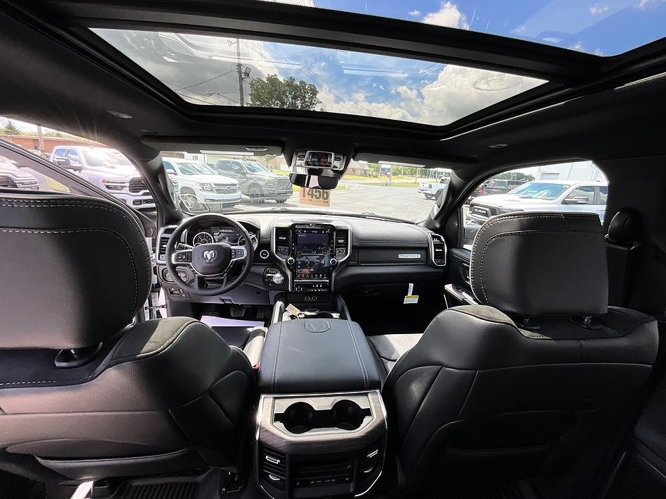 New 2026 Bright White Clear-Coat Exterior Paint RAM Laramie image 35